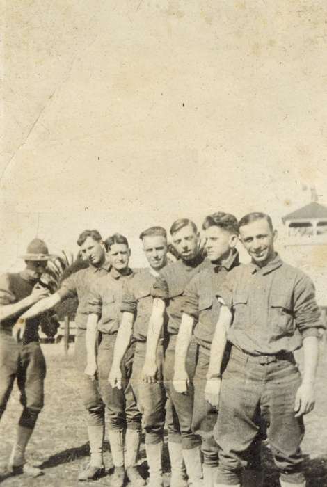 Portraits - Group, Military and Veterans, history of Iowa, uniform, IA, Iowa History, Schlichtmann, Linda, world war ii, Iowa