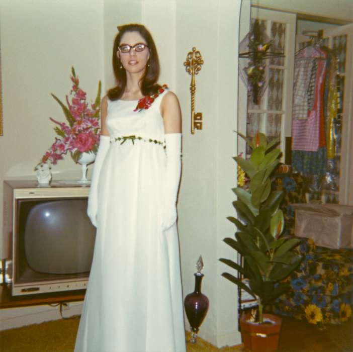 flowers, plant, hair, glasses, fashion, graduation, rubber plant, television, dress, tv, Oskaloosa, IA, gloves, history of Iowa, Iowa History, Fisher, Jennifer, style, Iowa, living room, Portraits - Individual