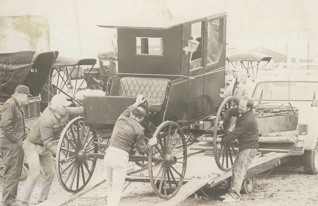 history of Iowa, Iowa History, buggy, Waverly, IA, Iowa, carriage, horse sale, Waverly Public Library, Labor and Occupations