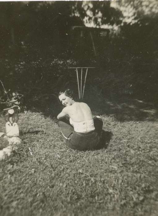 Travel, Campopiano Von Klimo, Melinda, Norwoodville, IA, history of Iowa, Iowa History, woman, lawn, halter top, grass, Iowa, Leisure, Portraits - Individual