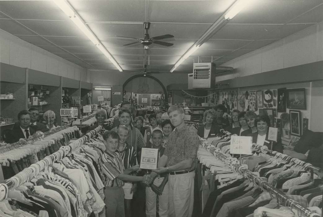 Children, history of Iowa, Portraits - Group, Businesses and Factories, Waverly, IA, Waverly Public Library, Iowa, large group picture, store, Iowa History, kids