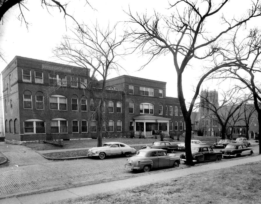 car, Iowa History, tree, Motorized Vehicles, hospital, Iowa, Lemberger, LeAnn, Ottumwa, IA, Hospitals, history of Iowa