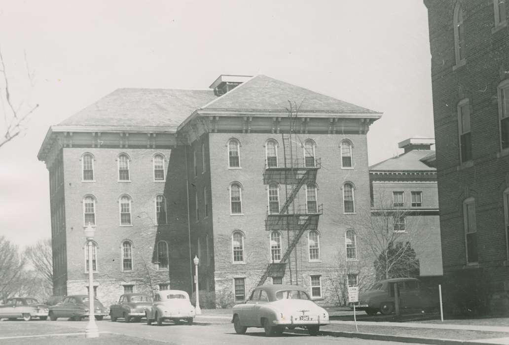fire escape, Cedar Falls, IA, history of Iowa, Iowa History, uni, Motorized Vehicles, iowa state teachers college, car, street light, UNI Special Collections & University Archives, Iowa, Schools and Education, university of northern iowa