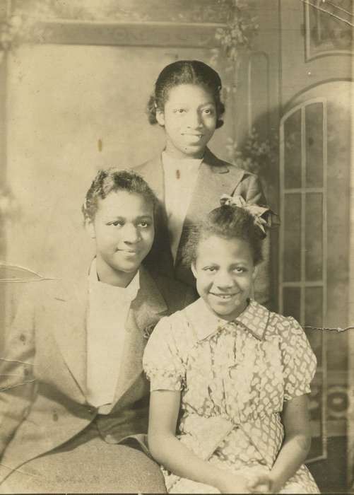 Portraits - Group, Religion, african american, Waterloo, IA, Iowa History, Henderson, Jesse, People of Color, history of Iowa, Iowa, church