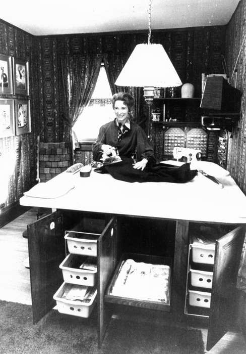 history of Iowa, Portraits - Individual, Iowa History, Businesses and Factories, Iowa, Cedar Rapids, IA, fabric store, lamp, Labor and Occupations, Karns, Mike, iron