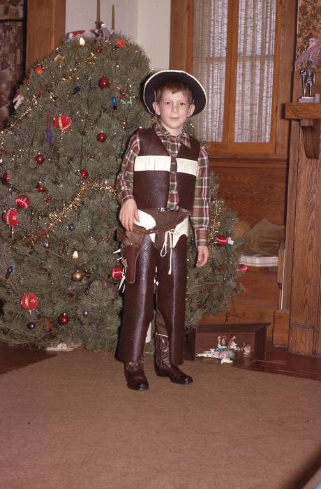 Iowa History, Iowa, Zischke, Ward, IA, cowboy costume, history of Iowa, christmas tree, Children, Holidays