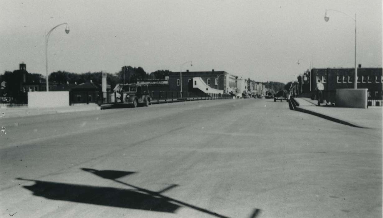 Waverly, IA, history of Iowa, Motorized Vehicles, Main Streets & Town Squares, bridge, Iowa, Cities and Towns, car, main street, Waverly Public Library, Iowa History