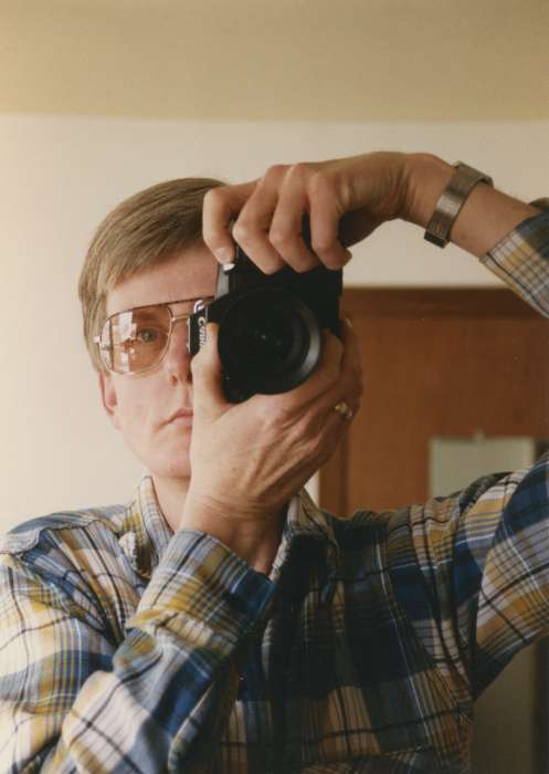 history of Iowa, Iowa History, canon, glasses, plaid, Iowa, Waterloo, IA, camera, selfie, Segebarth, Robert, Portraits - Individual