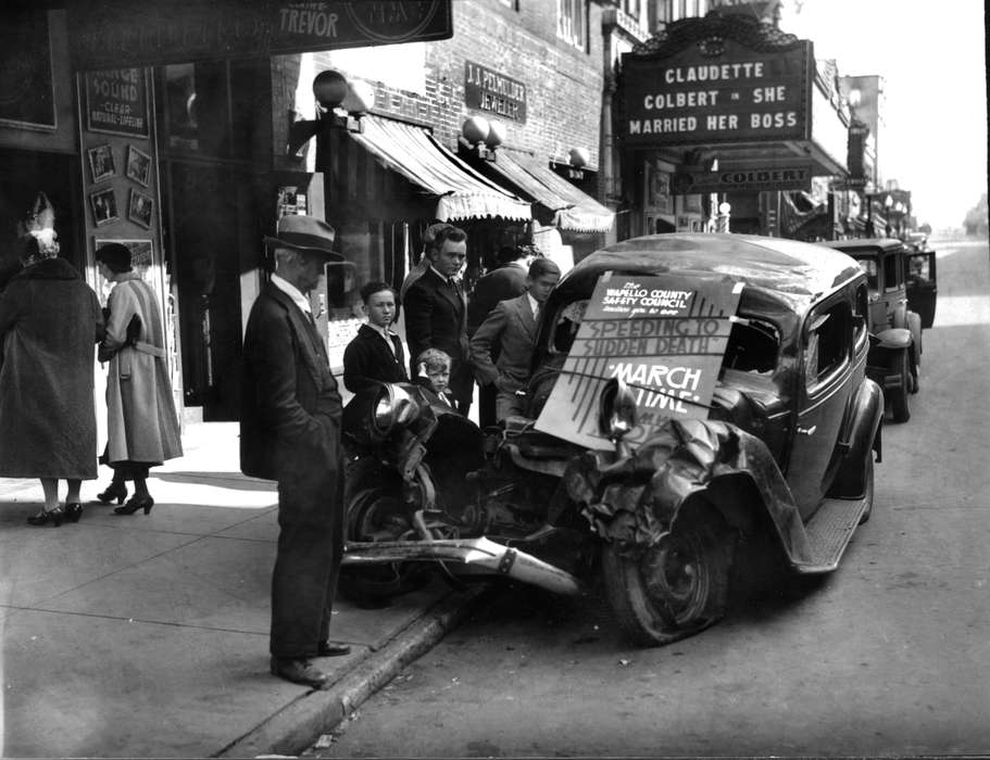 Wrecks, Iowa, Children, Lemberger, LeAnn, Cities and Towns, Ottumwa, IA, theater, history of Iowa, Motorized Vehicles, Iowa History