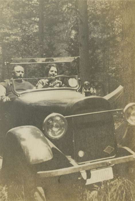 national park, Travel, Iowa, CA, woman, windshield, Mortenson, Jill, Leisure, car, history of Iowa, forest, yosemite, driver, man, travel, Motorized Vehicles, Iowa History, automobile