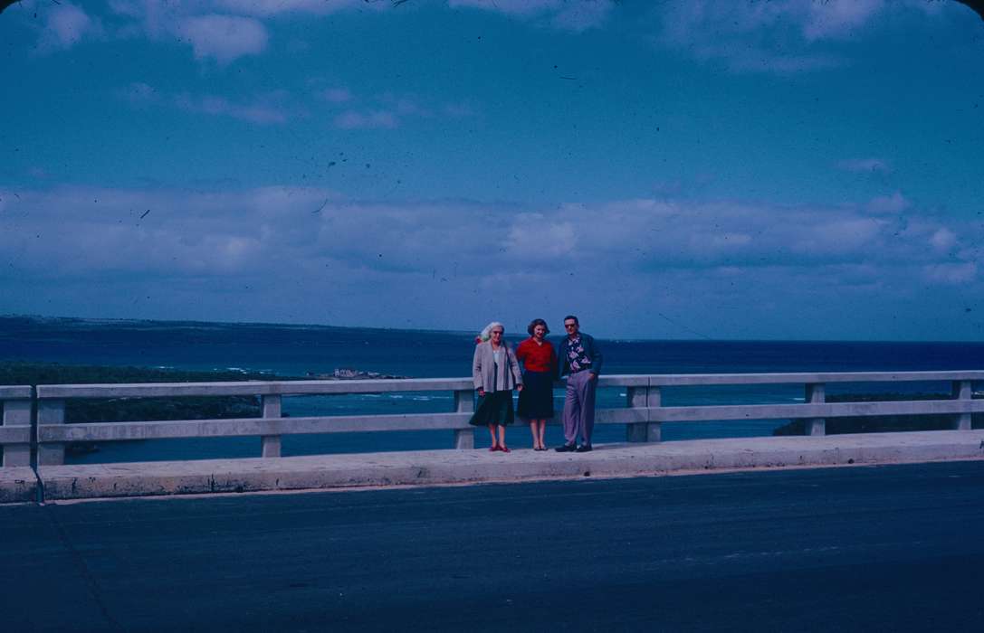 bridge, Lakes, Rivers, and Streams, Iowa, Harken, Nichole, history of Iowa, Iowa History, Portraits - Group