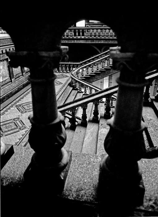 Cities and Towns, staircase, Iowa, Iowa History, capitol, Lemberger, LeAnn, Des Moines, IA, railing, tile, history of Iowa