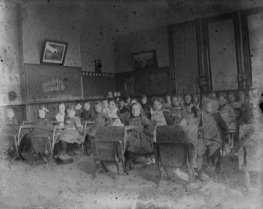 Iowa History, history of Iowa, Iowa, Schools and Education, desks, Anamosa Library & Learning Center, Children, classroom, IA