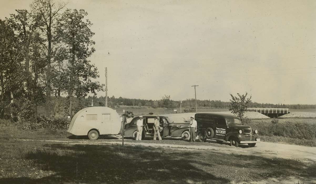 trailer, bridge, Iowa History, Iowa, Motorized Vehicles, cars, McMurray, Doug, Travel, Inguadona, MN, history of Iowa