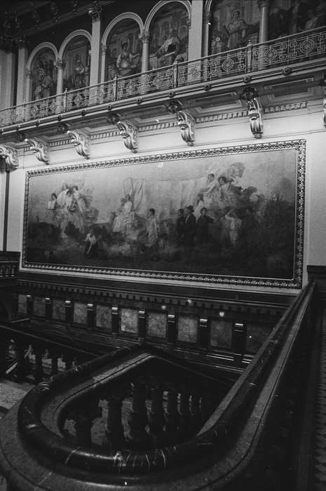 mural, history of Iowa, Lemberger, LeAnn, staircase, paint, Iowa, Cities and Towns, Des Moines, IA, railing, Iowa History, artwork, capitol