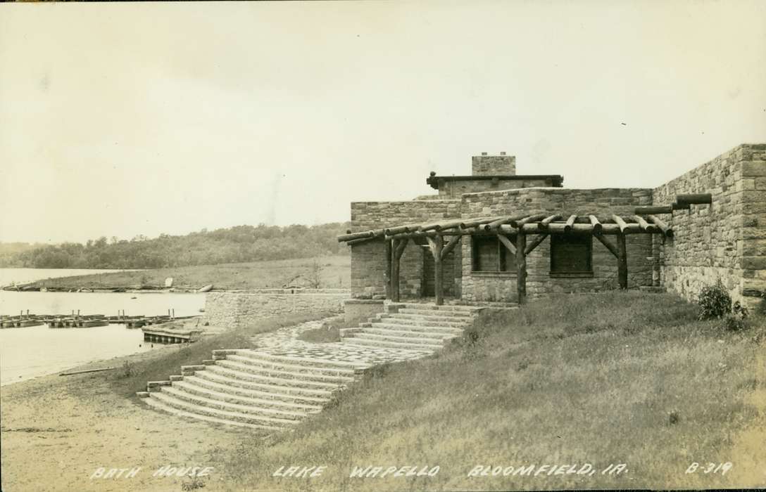 Bloomfield, IA, lake, Iowa History, history of Iowa, Lemberger, LeAnn, Lakes, Rivers, and Streams, bath house, beach, Iowa, dock, lodge