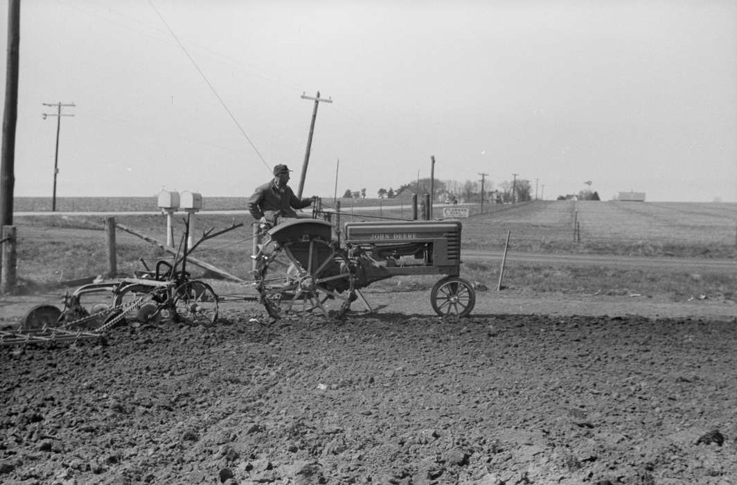 farmer, Farming Equipment, history of Iowa, Iowa History, Library of Congress, Motorized Vehicles, john deere, Farms, farmland, tractor, tiller, Iowa, Homes, Labor and Occupations