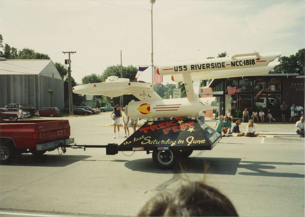 pickup, star trek, IA, Iowa, parade, Fairs and Festivals, Hospodarsky, Todd, chevy, trailer, Cities and Towns, history of Iowa, Main Streets & Town Squares, Iowa History, chevrolet