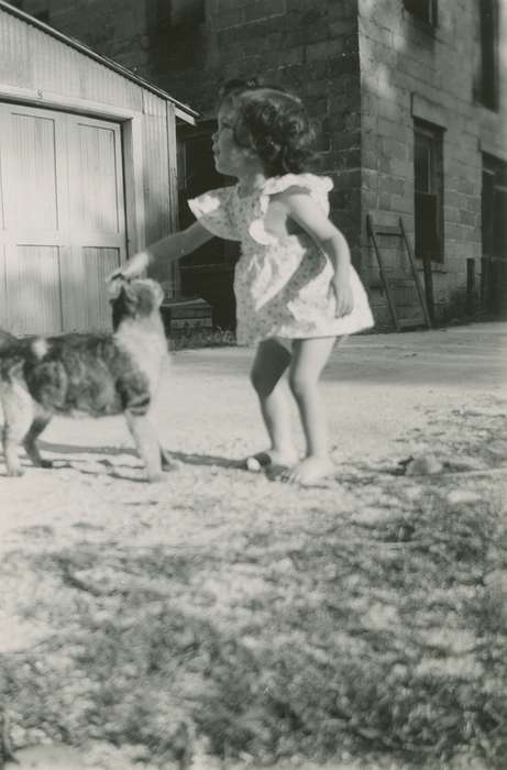 cat, Campopiano Von Klimo, Melinda, history of Iowa, Iowa History, Polk County, IA, Animals, Iowa, Children, Portraits - Individual