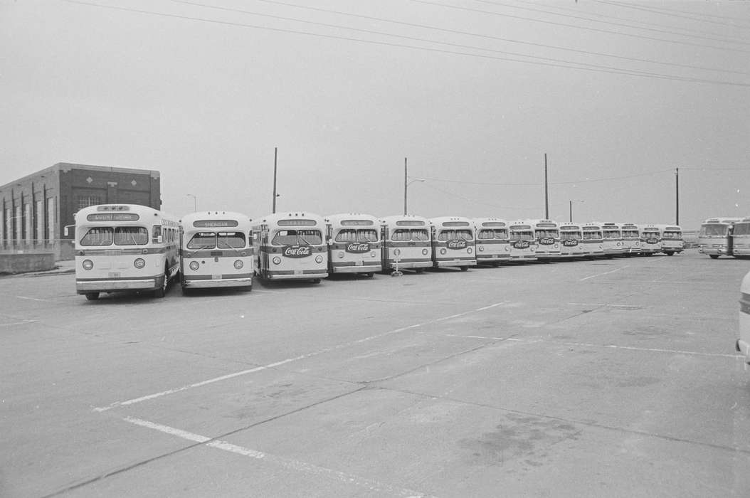coca cola, history of Iowa, Iowa History, Ottumwa, IA, Lemberger, LeAnn, Motorized Vehicles, Iowa, Cities and Towns, bus