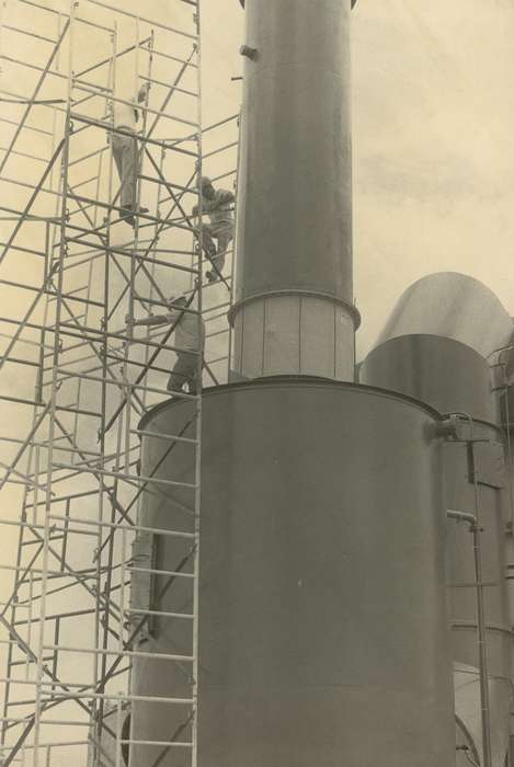 Labor and Occupations, scaffolding, Waverly Public Library, construction, Iowa History, Waverly, IA, Businesses and Factories, history of Iowa, Iowa