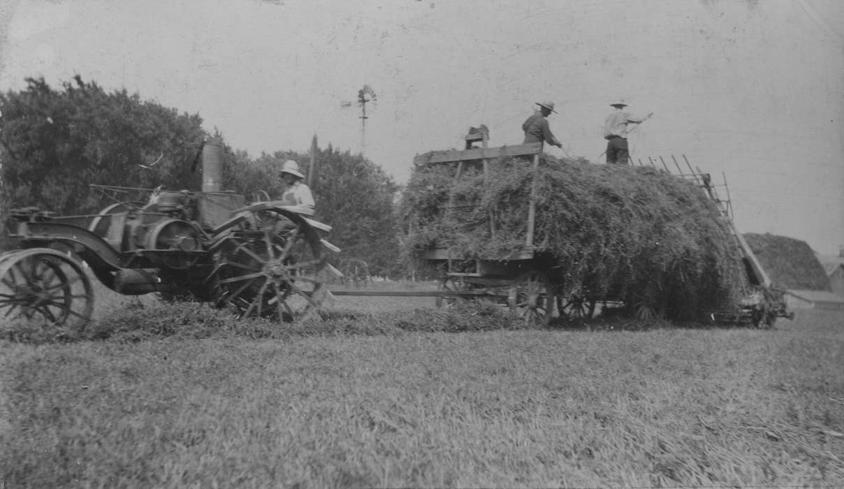 Iowa History, King, Tom and Kay, Iowa, harvest, IA, Farms, Farming Equipment, history of Iowa