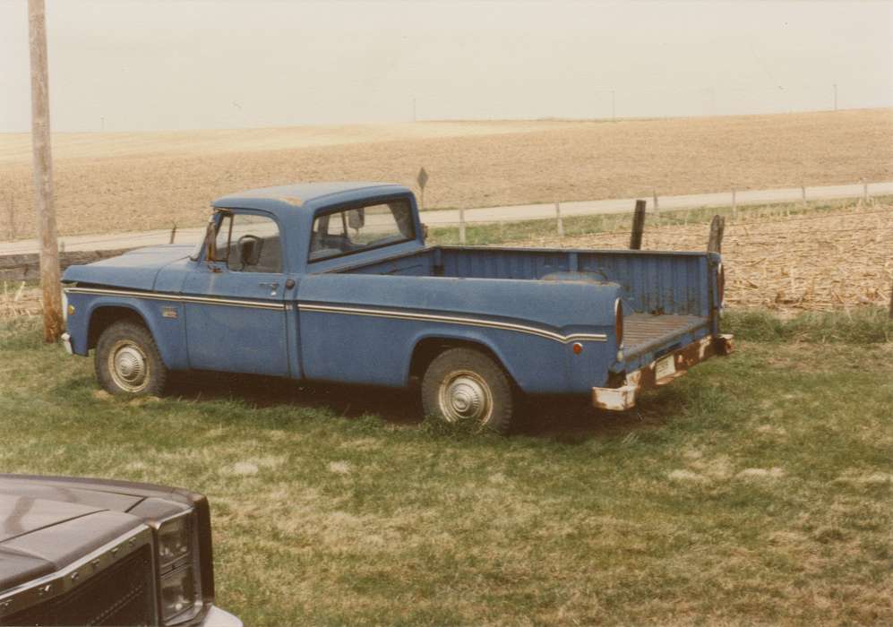 history of Iowa, Iowa History, dodge, truck, Motorized Vehicles, field, Iowa, Hospodarsky, Todd, Riverside, IA