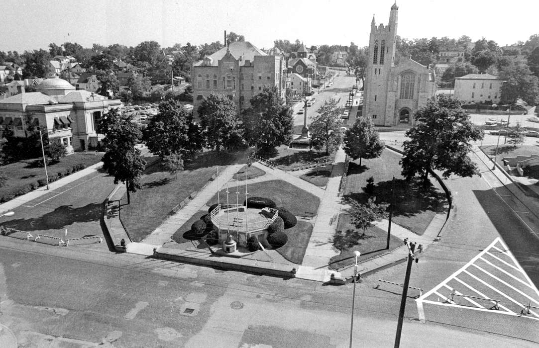 Main Streets & Town Squares, town square, Iowa History, Ottumwa, IA, history of Iowa, Lemberger, LeAnn, Prisons and Criminal Justice, Aerial Shots, Iowa, Cities and Towns, church, street, park