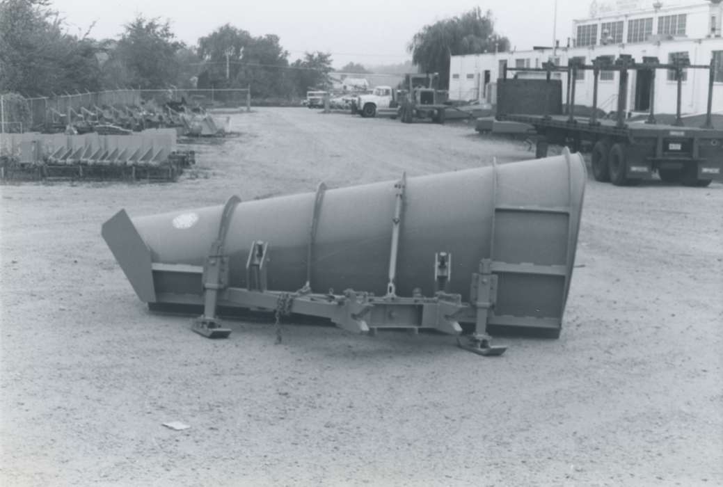 snowplow, Waverly Public Library, Iowa, Farming Equipment, history of Iowa, Iowa History, Businesses and Factories, Waverly, IA