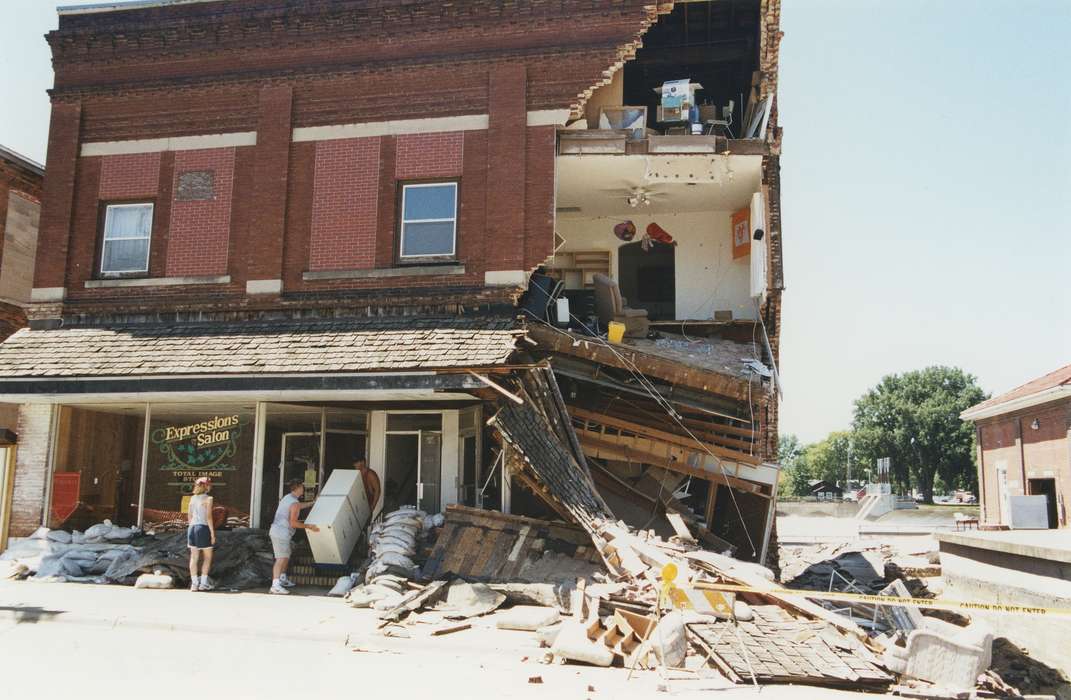Floods, history of Iowa, Iowa History, Wrecks, Civic Engagement, hair salon, Waverly, IA, collapse, Iowa, Cities and Towns, Homes, Waverly Public Library