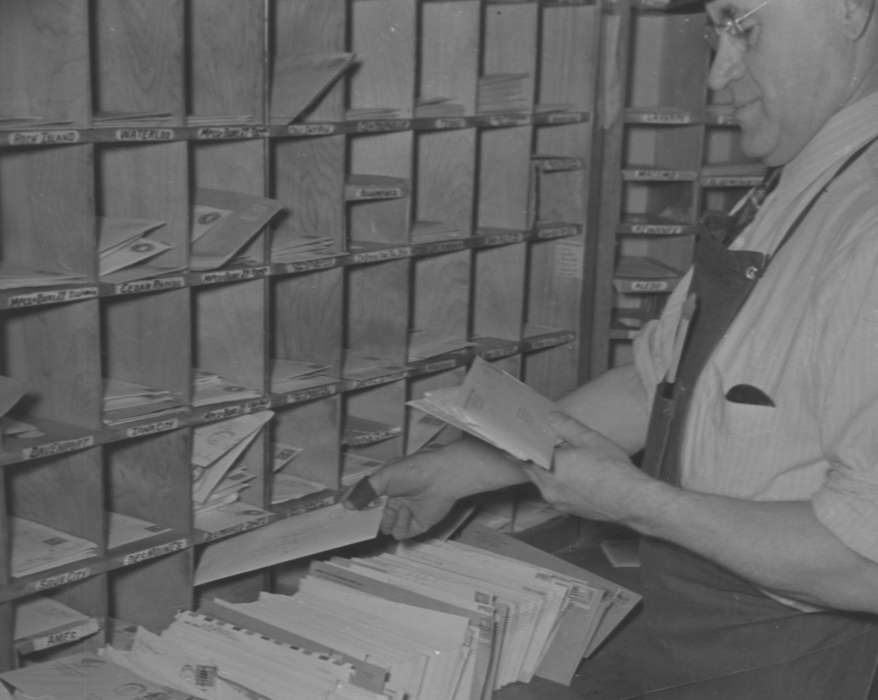 mail carrier, mail, Iowa History, Iowa, history of Iowa, Burlington, IA, post office, Labor and Occupations, Busse, Victor