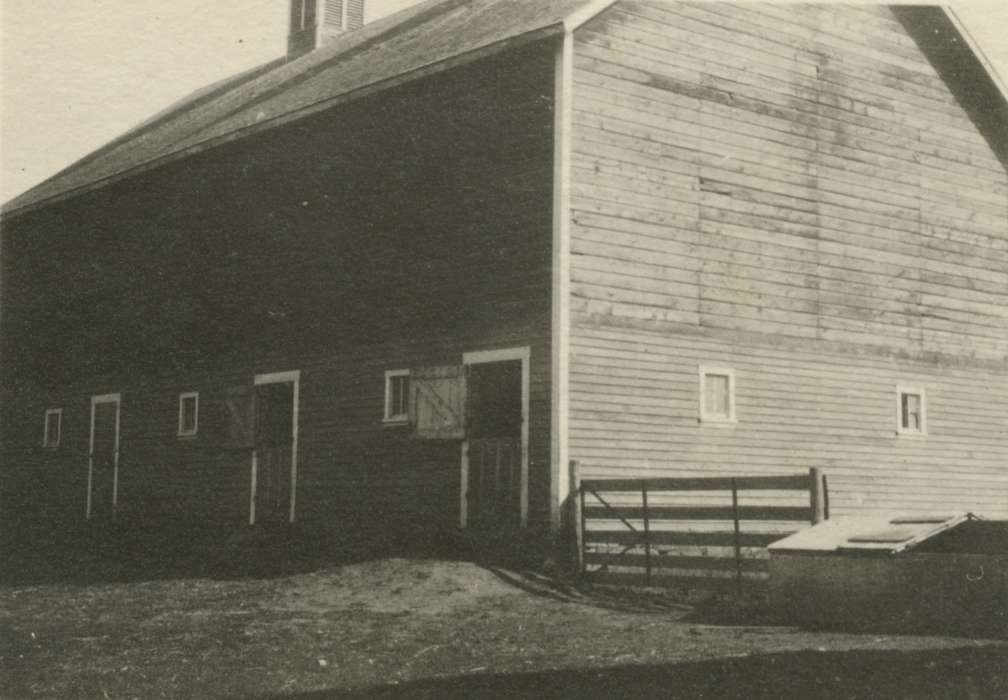 Plymouth, IA, history of Iowa, Iowa, Iowa History, Farms, Yezek, Jody, Barns
