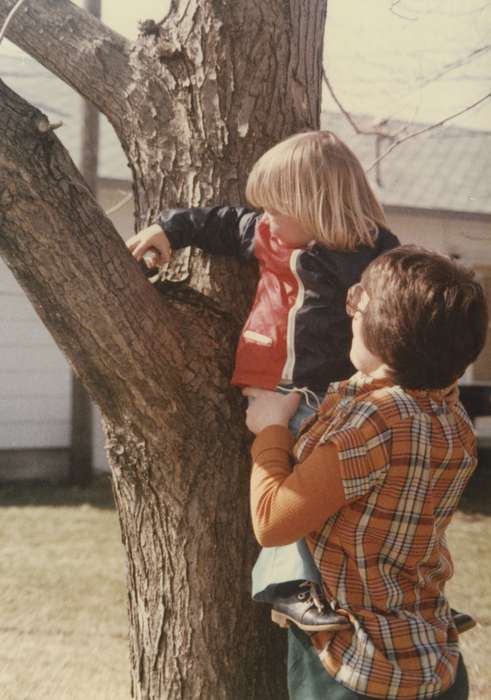 history of Iowa, Gehlsen, Katie, Iowa History, Denison, IA, Holidays, Iowa, easter, Children