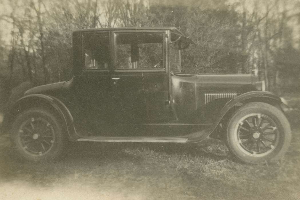 Elderkin, Don, car, Iowa History, Iowa, Motorized Vehicles, IA, woods, history of Iowa