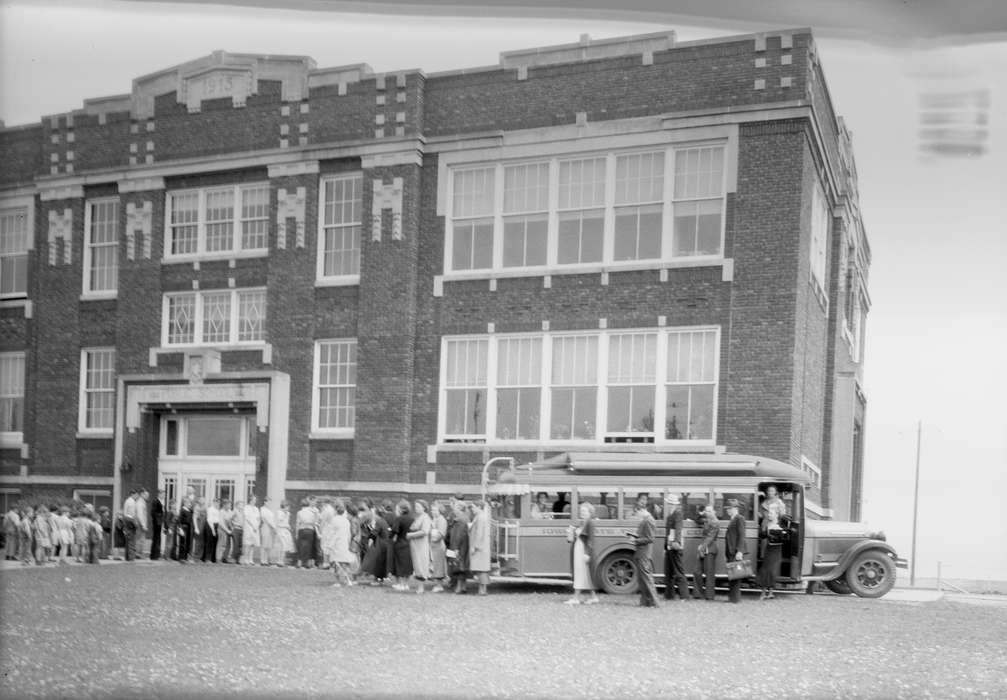 Portraits - Group, history of Iowa, Iowa History, Motorized Vehicles, Hudson, IA, UNI Special Collections & University Archives, Iowa, Children, bus, Schools and Education, school