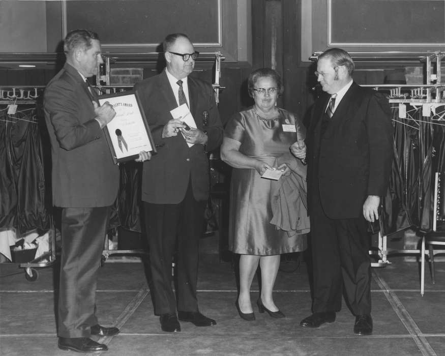 Portraits - Group, history of Iowa, Iowa History, Businesses and Factories, Fort Worth, TX, ceremony, Tjemeland, Karen, Iowa, award, Labor and Occupations