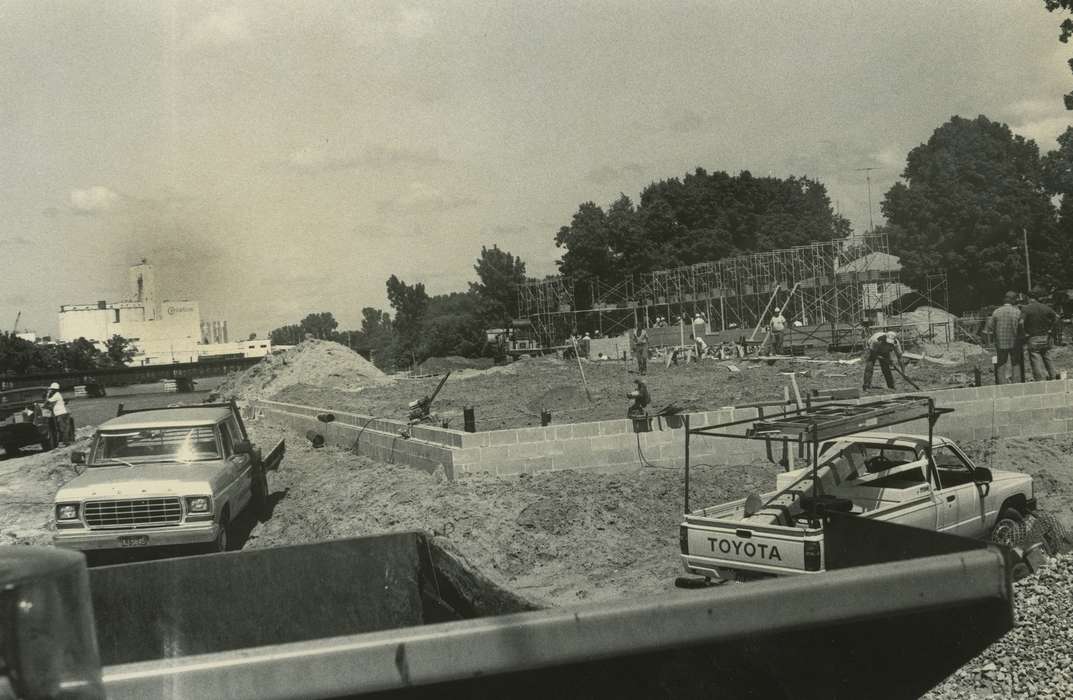 Waverly, IA, construction crew, truck, framing, history of Iowa, Motorized Vehicles, Iowa, toyota, factory, Waverly Public Library, Labor and Occupations, Iowa History