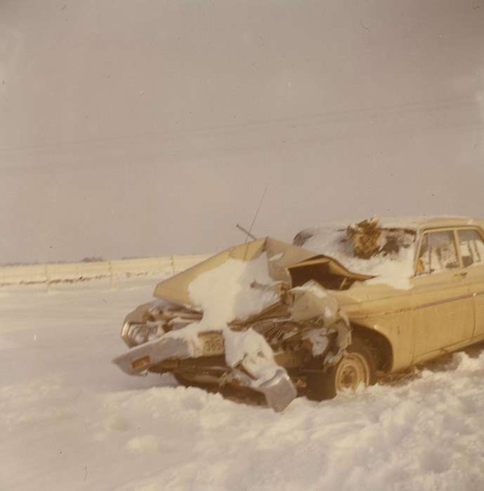 car, Wrecks, Iowa History, Iowa, Motorized Vehicles, Clarion, IA, Kolb, Elaine, Winter, snow, history of Iowa, crash