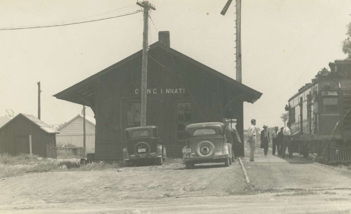 history of Iowa, Iowa History, automobile, Motorized Vehicles, ford, Businesses and Factories, cincinnati, depot, Stater, Connie, Iowa, Cincinnati, IA, train