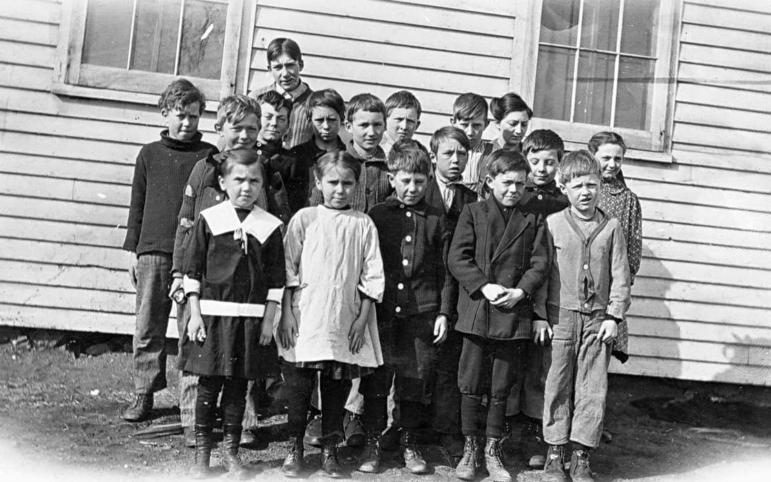 Portraits - Group, Cedar Falls, IA, history of Iowa, Iowa History, Fabos, Bettina, Iowa, students, Children, Schools and Education, school