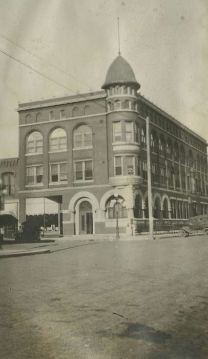 Businesses and Factories, bank, Cities and Towns, Iowa History, Iowa, McMurray, Doug, Main Streets & Town Squares, Webster City, IA, history of Iowa