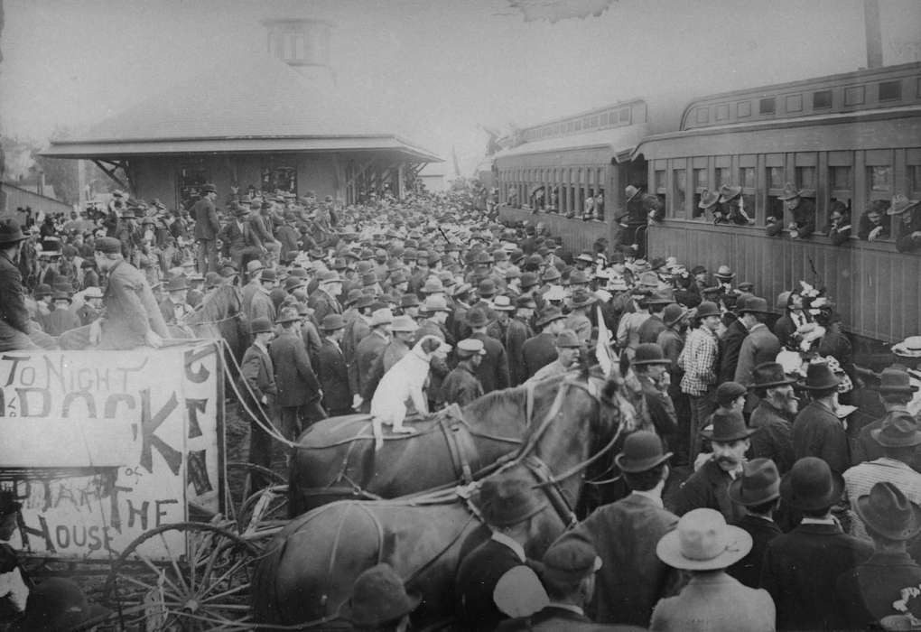 horse and cart, train, Iowa, spanish american war, Military and Veterans, Train Stations, crowd, horses, Lemberger, LeAnn, Ottumwa, IA, history of Iowa, Iowa History