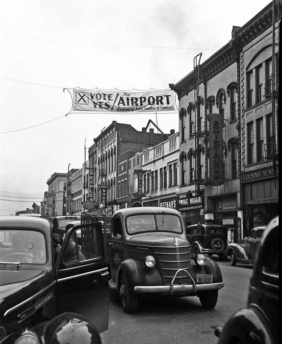 Cities and Towns, Iowa History, Iowa, Motorized Vehicles, Civic Engagement, Lemberger, LeAnn, Ottumwa, IA, Main Streets & Town Squares, history of Iowa