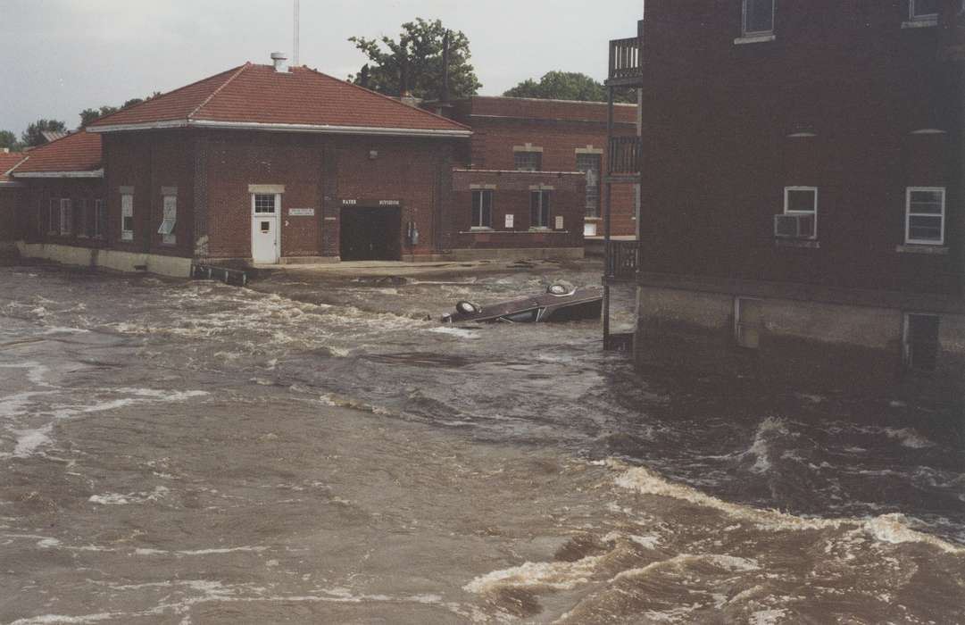 Cities and Towns, el camino, Floods, Motorized Vehicles, Waverly Public Library, Waverly, IA, history of Iowa, Iowa, water, Wrecks, Iowa History, car