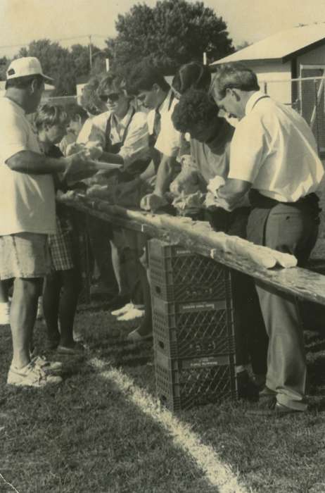 sandwich, Waverly Public Library, crate, Waverly, IA, Food and Meals, Iowa, history of Iowa, Iowa History, Civic Engagement, Leisure, people