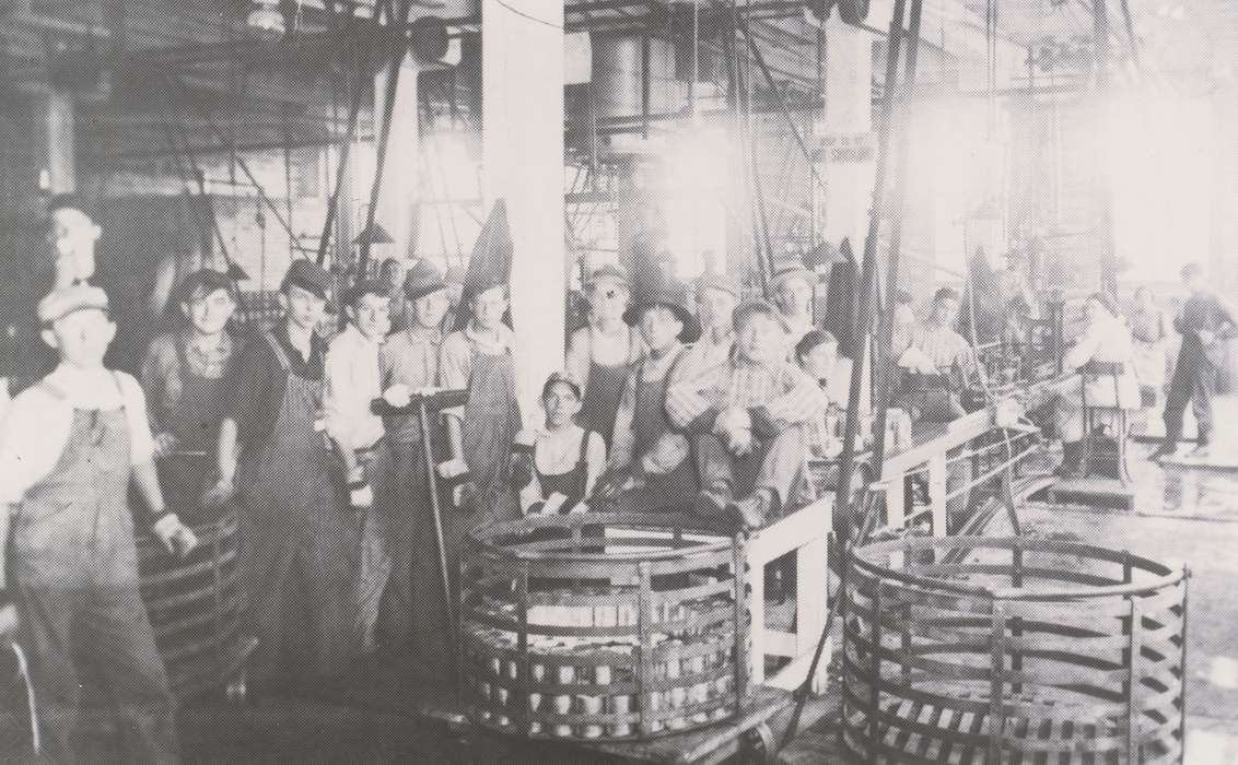 history of Iowa, Iowa History, Businesses and Factories, canning, cannery, Iowa, correct date needed, Children, Waverly Public Library, Labor and Occupations