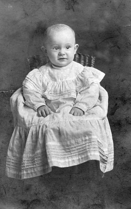 baby, history of Iowa, Walker, Erik, Iowa, Cedar Falls, IA, Portraits - Individual, Children, Iowa History