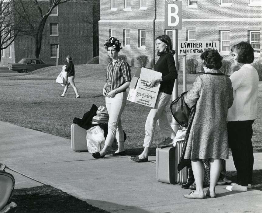 Cedar Falls, IA, history of Iowa, Iowa History, uni, suitcase, curlers, lawther, college, UNI Special Collections & University Archives, Iowa, state college of iowa, students, Schools and Education, moving, university of northern iowa, campus