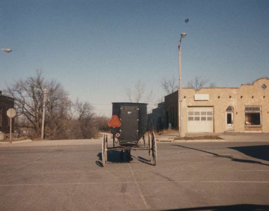 amish, history of Iowa, Iowa History, IA, buggy, Iowa, Cities and Towns, Darland, Robin