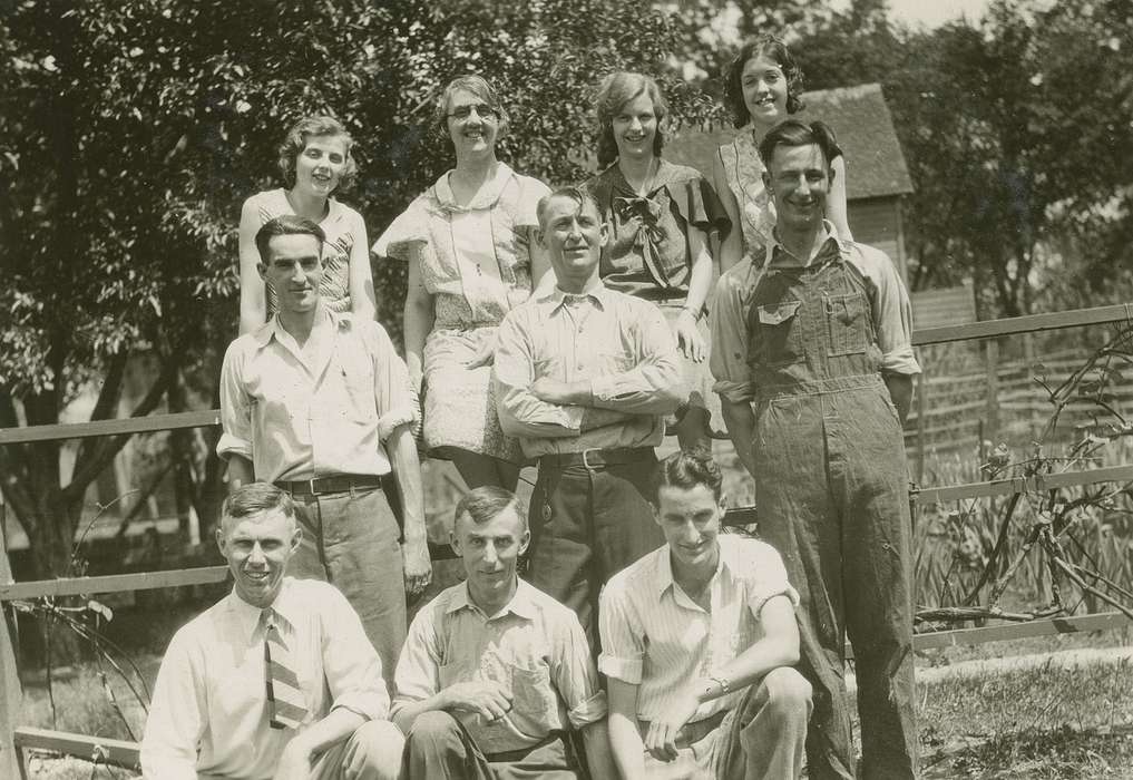 Portraits - Group, Iowa History, Iowa, hatchery, Labor and Occupations, McMurray, Doug, Webster City, IA, history of Iowa